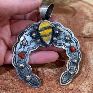 Chimney Butte Bumblebee Jasper/Red Coral Naja Pendant🤩